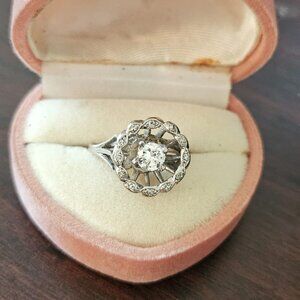 Diamond & White Gold Ring